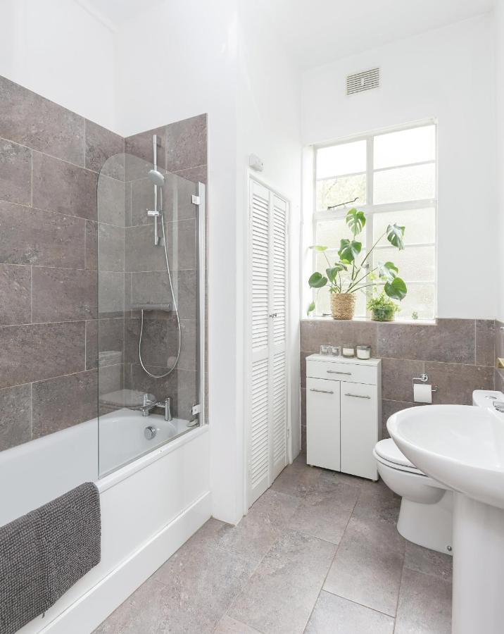 Chic 1 Bedroom Apartment In Bloomsbury, Sleeps 4 London Luaran gambar