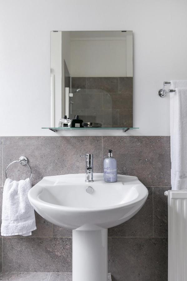 Chic 1 Bedroom Apartment In Bloomsbury, Sleeps 4 London Luaran gambar